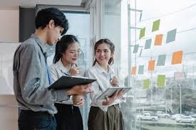 د افغان ځوانانو لپاره کارپوهنې فرصتونه